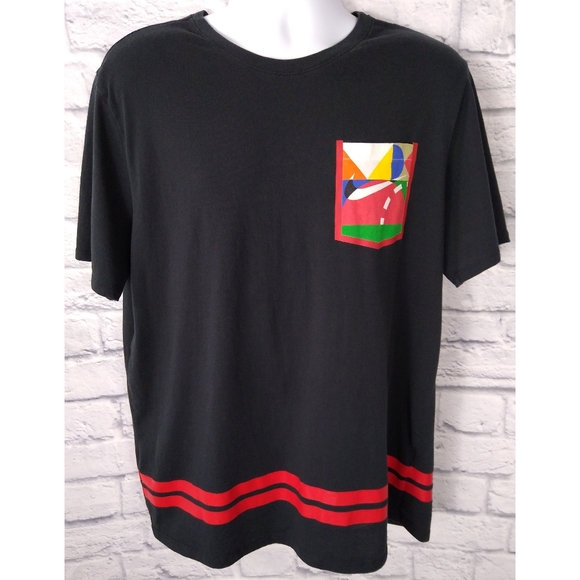 Nike Other - Nike Dri Fit Swoosh Geometric Graphic T Shirt